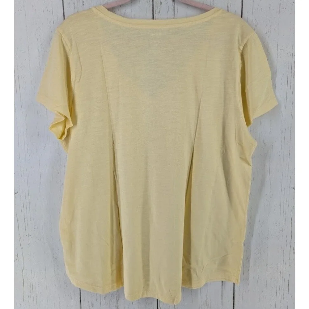 Sonoma Size XL The Everday Tee Light Yellow‎ Womens Short Sleeve V Neck Top NWT - Picture 8 of 8